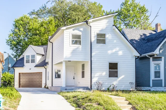 $389,900 | 440 West 40th Street, Indianapolis, IN 46208