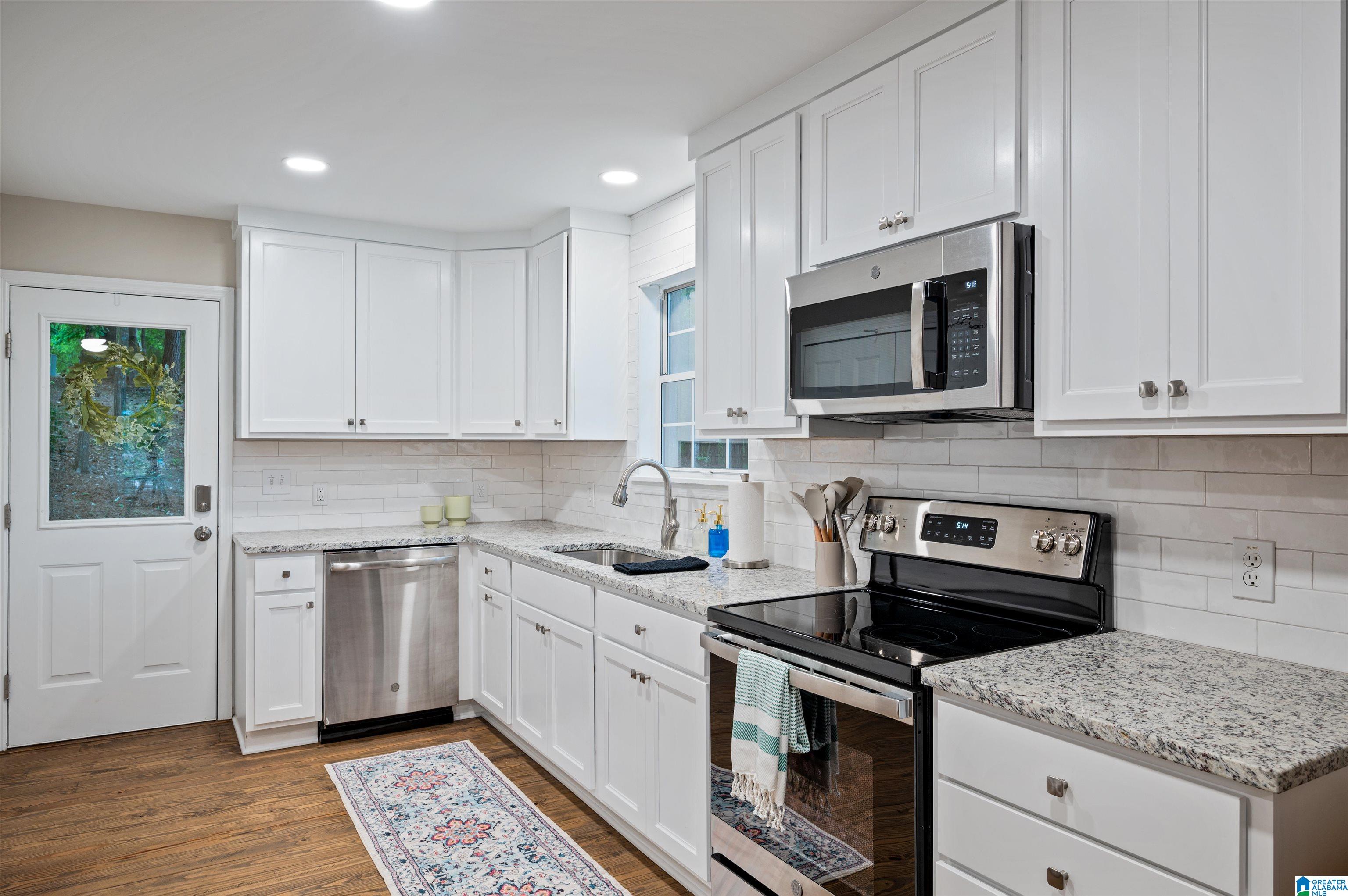 315 Lake Point Drive Jacksons Gap, AL 36861 - Photo 13 of 27