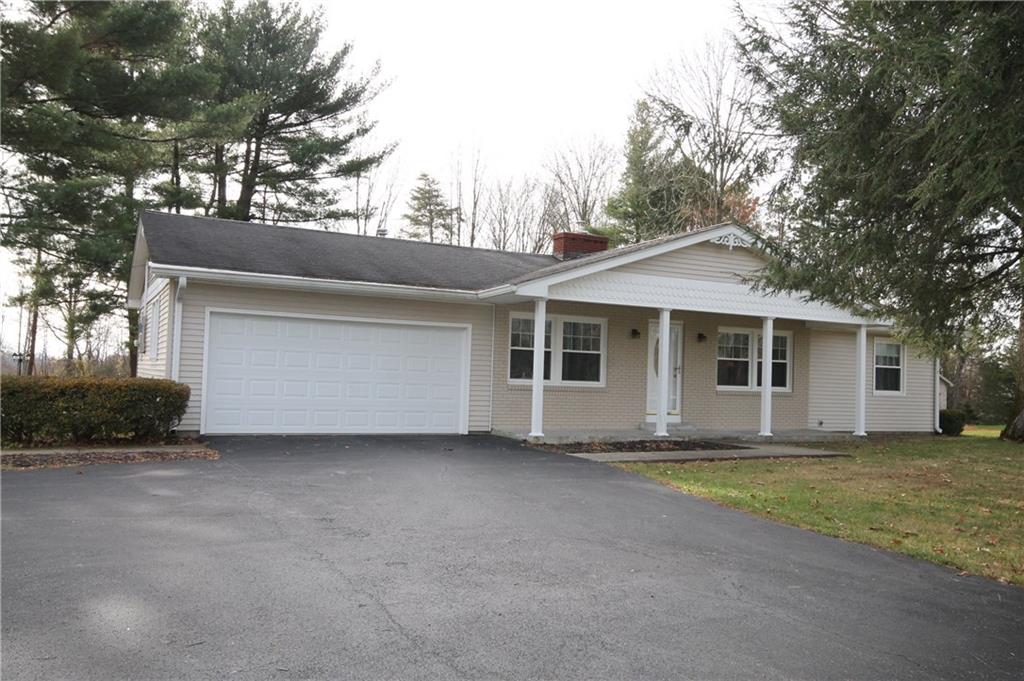 3295 West Carr Hill Road Columbus, IN 47201 - Photo 1 of 24 Gallery Image 1