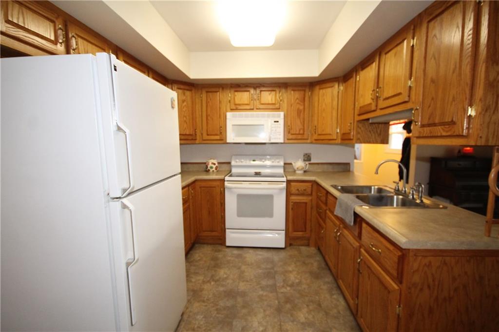 3295 West Carr Hill Road Columbus, IN 47201 - Photo 7 of 24 Gallery Image 7