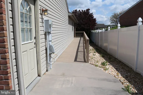 $489,900 | 235 Montclair Court, Hagerstown, MD 21742