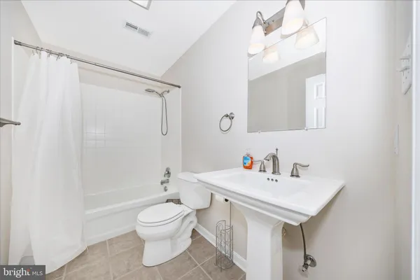 $489,900 | 235 Montclair Court, Hagerstown, MD 21742