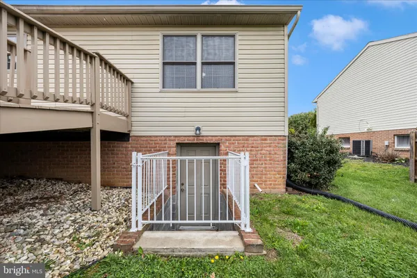 $489,900 | 235 Montclair Court, Hagerstown, MD 21742
