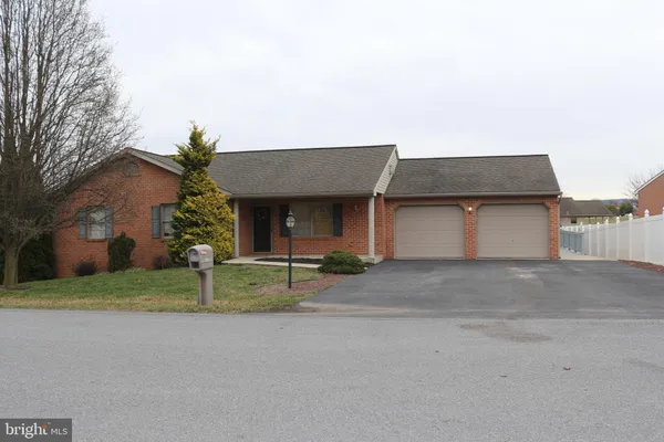 $489,900 | 235 Montclair Court, Hagerstown, MD 21742