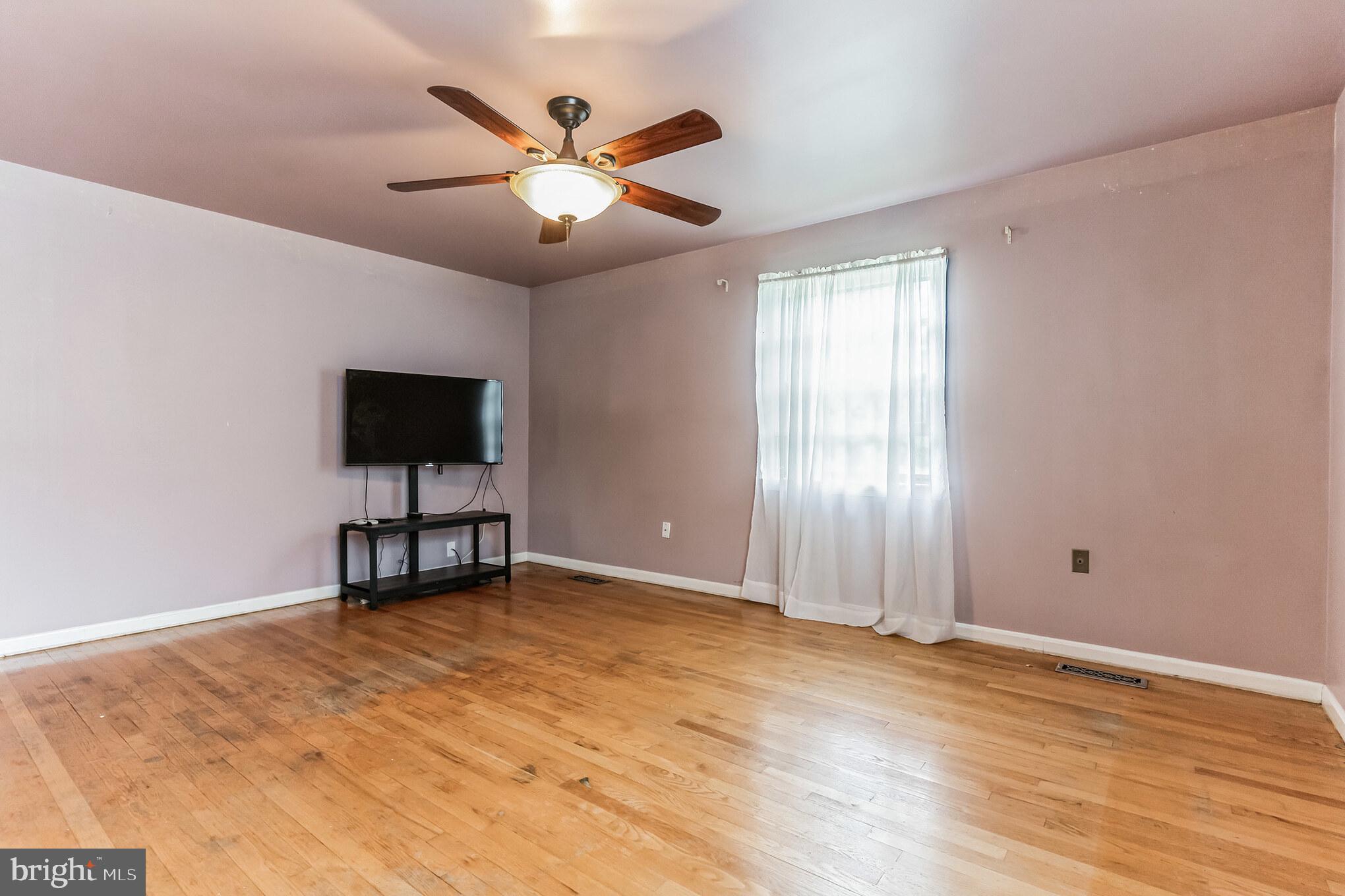 11500 Chantilly Lane Bowie, MD 20721 - Photo 25 of 39 Interior