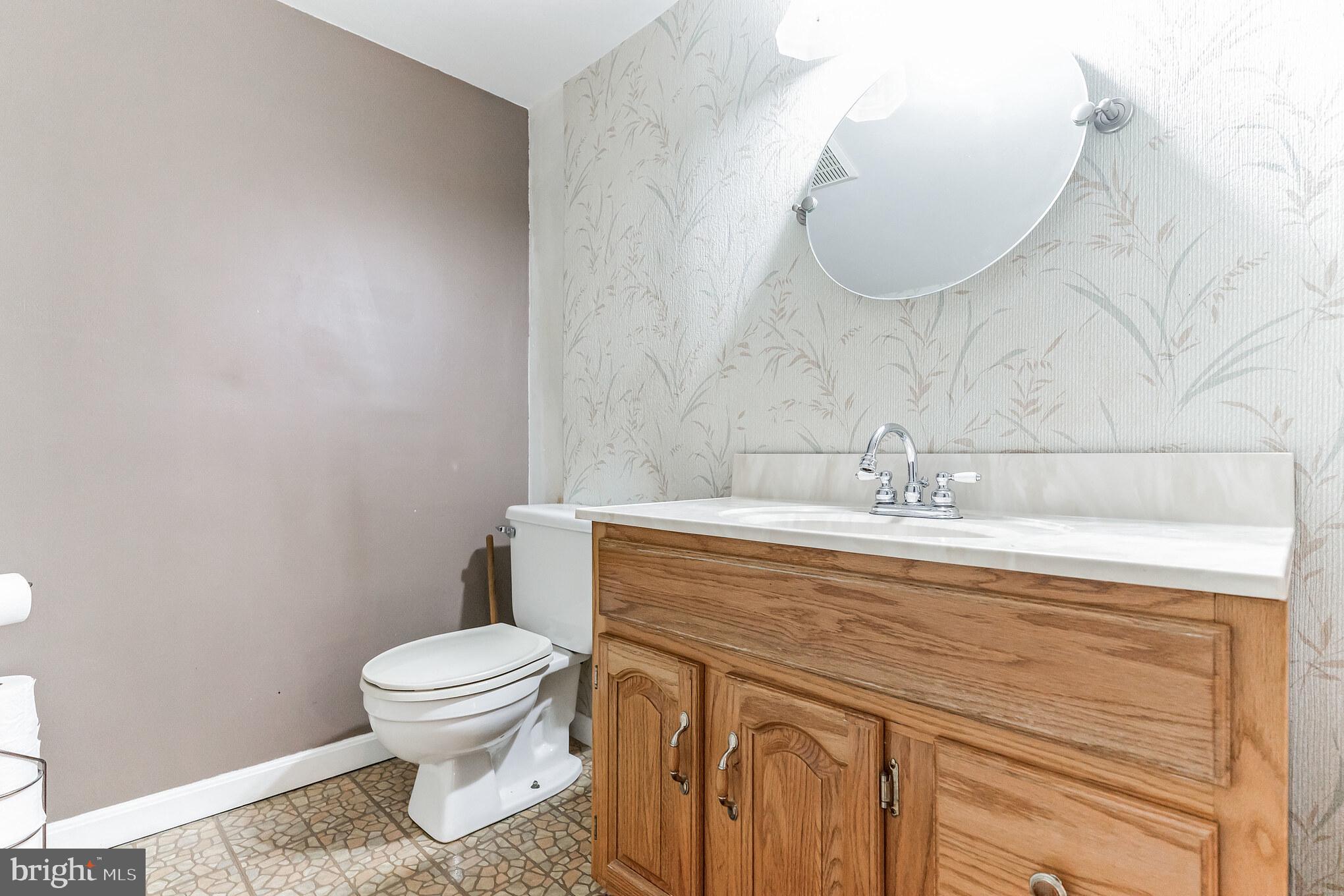 11500 Chantilly Lane Bowie, MD 20721 - Photo 32 of 39 Powder Room