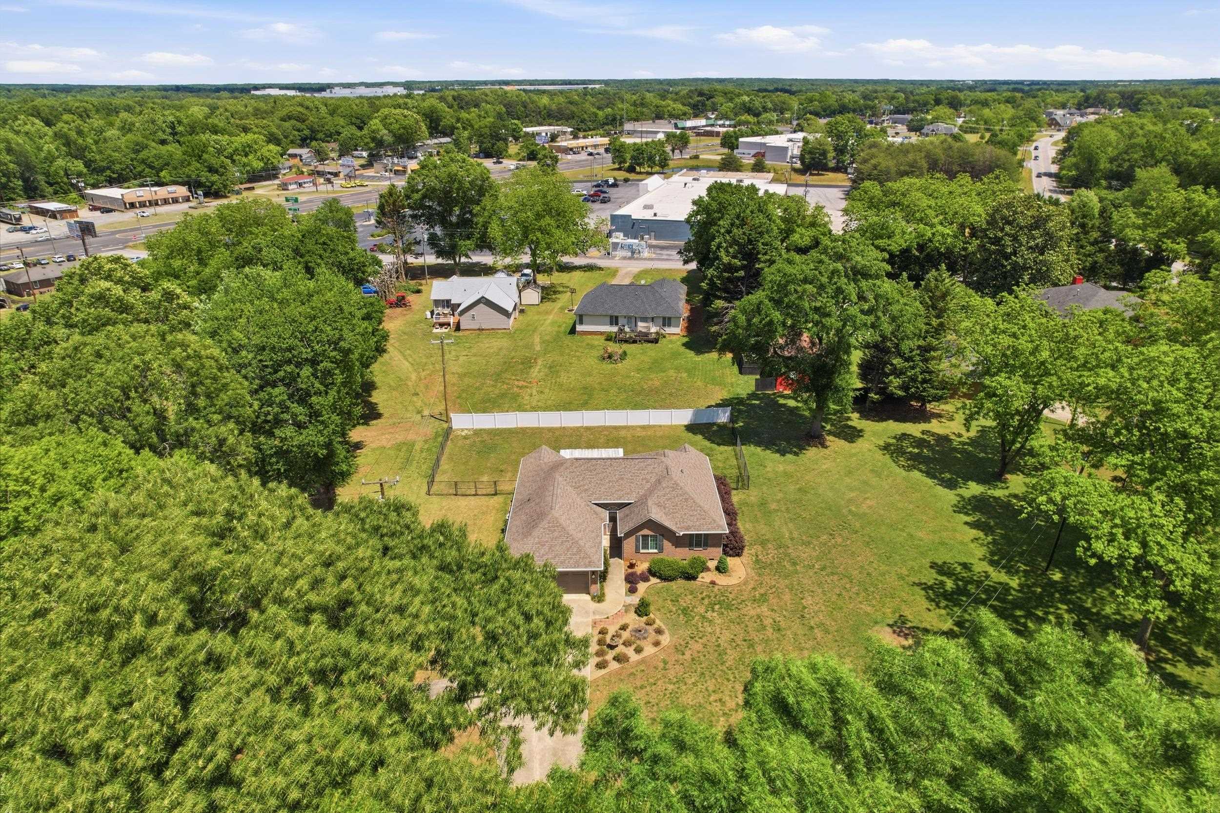 202 Goodjoin Road Lyman, SC 29365 - Photo 36 of 41