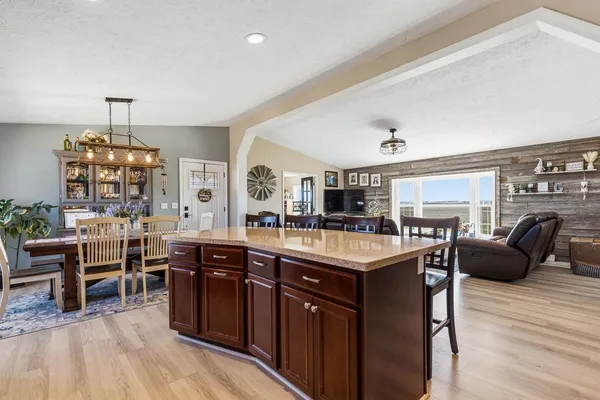 $575,000 | 17371 220th Street, Lucan, MN 56255