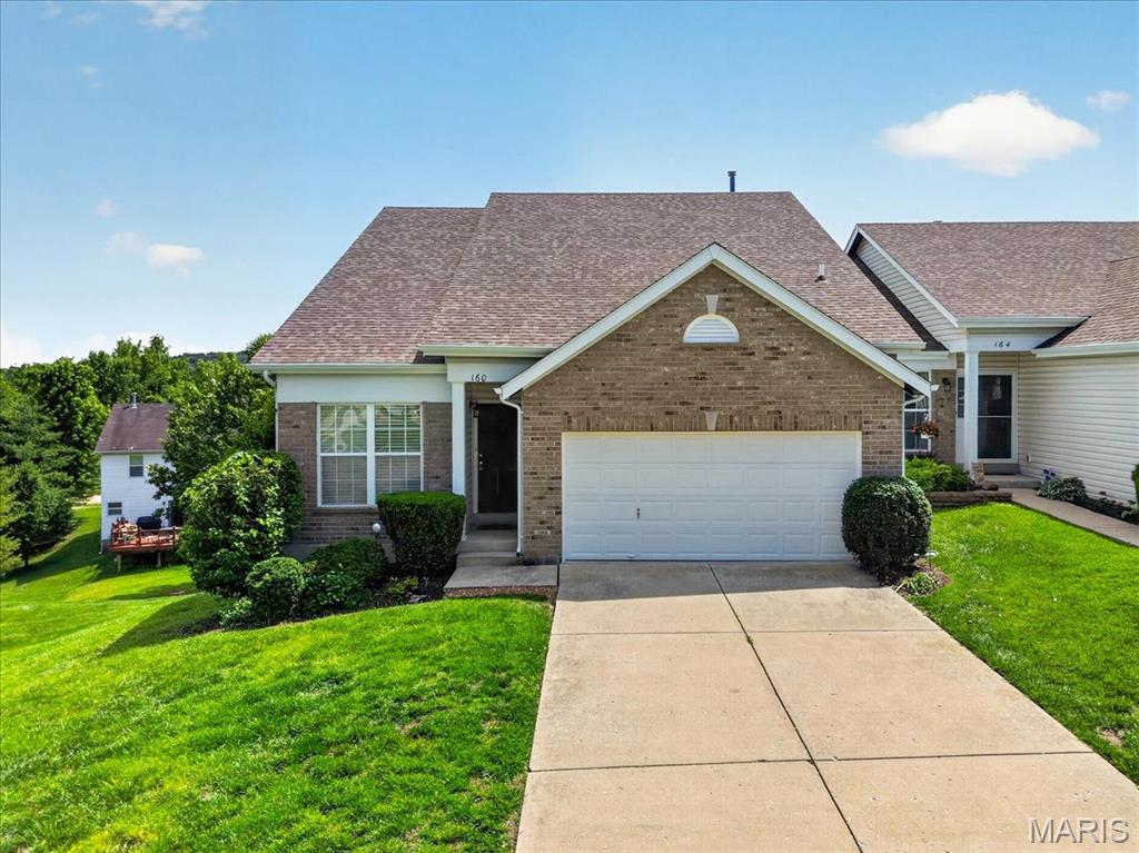 160 Hunters Run Court Eureka, MO 63025 - Photo 1 of 18