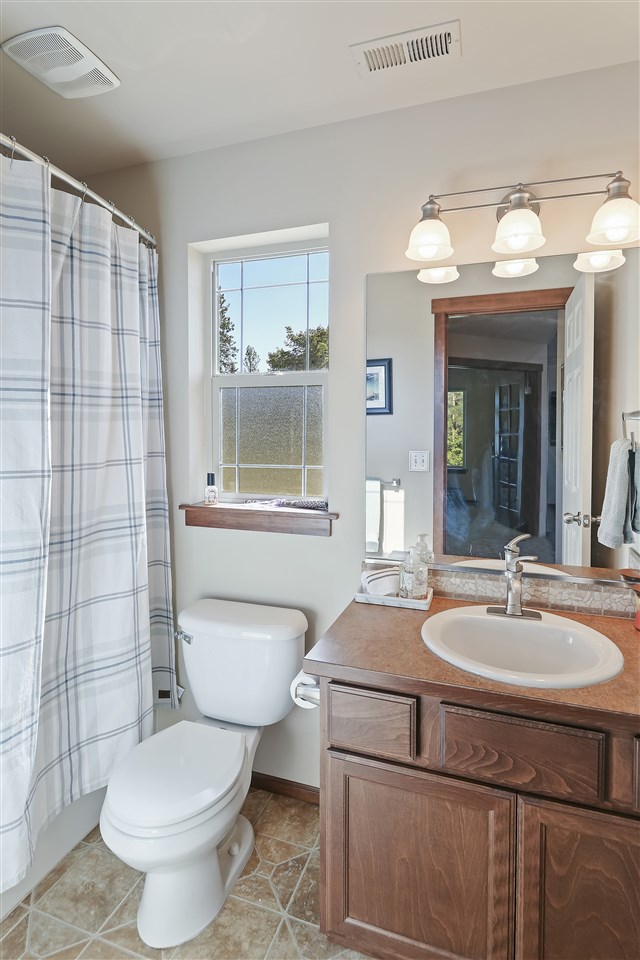 21405 West Blue Heron Road Cheney, WA 99004 - Photo 16 of 39 Gallery Image 16