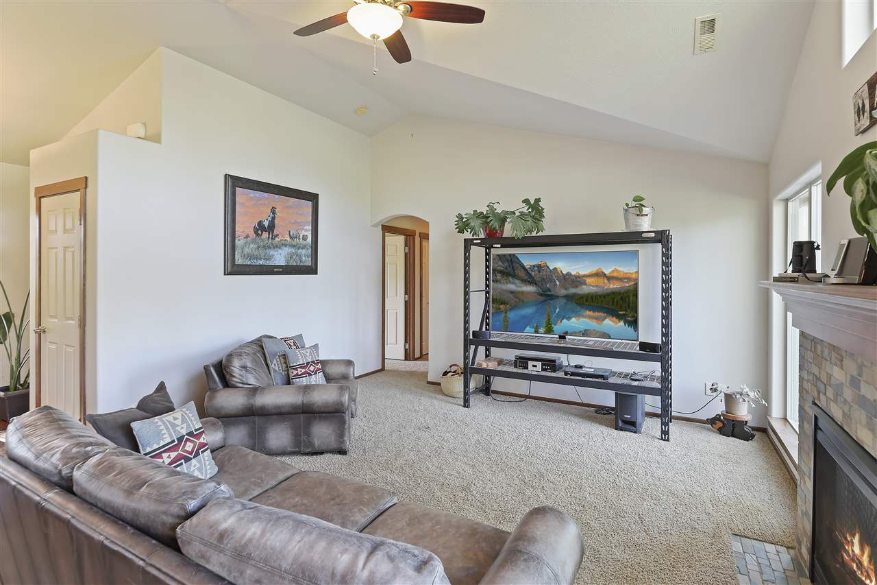 21405 West Blue Heron Road Cheney, WA 99004 - Photo 9 of 39 Gallery Image 9