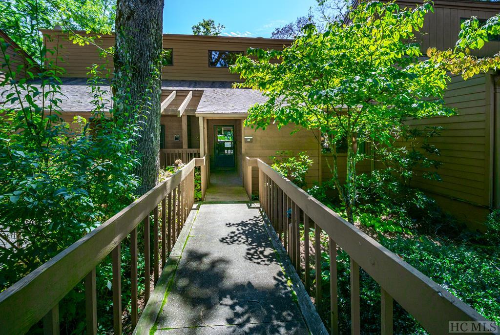 109 Emerald Ridge Road, Unit 43 Sapphire, NC 28774 - Photo 1 of 40 Gallery Image 1