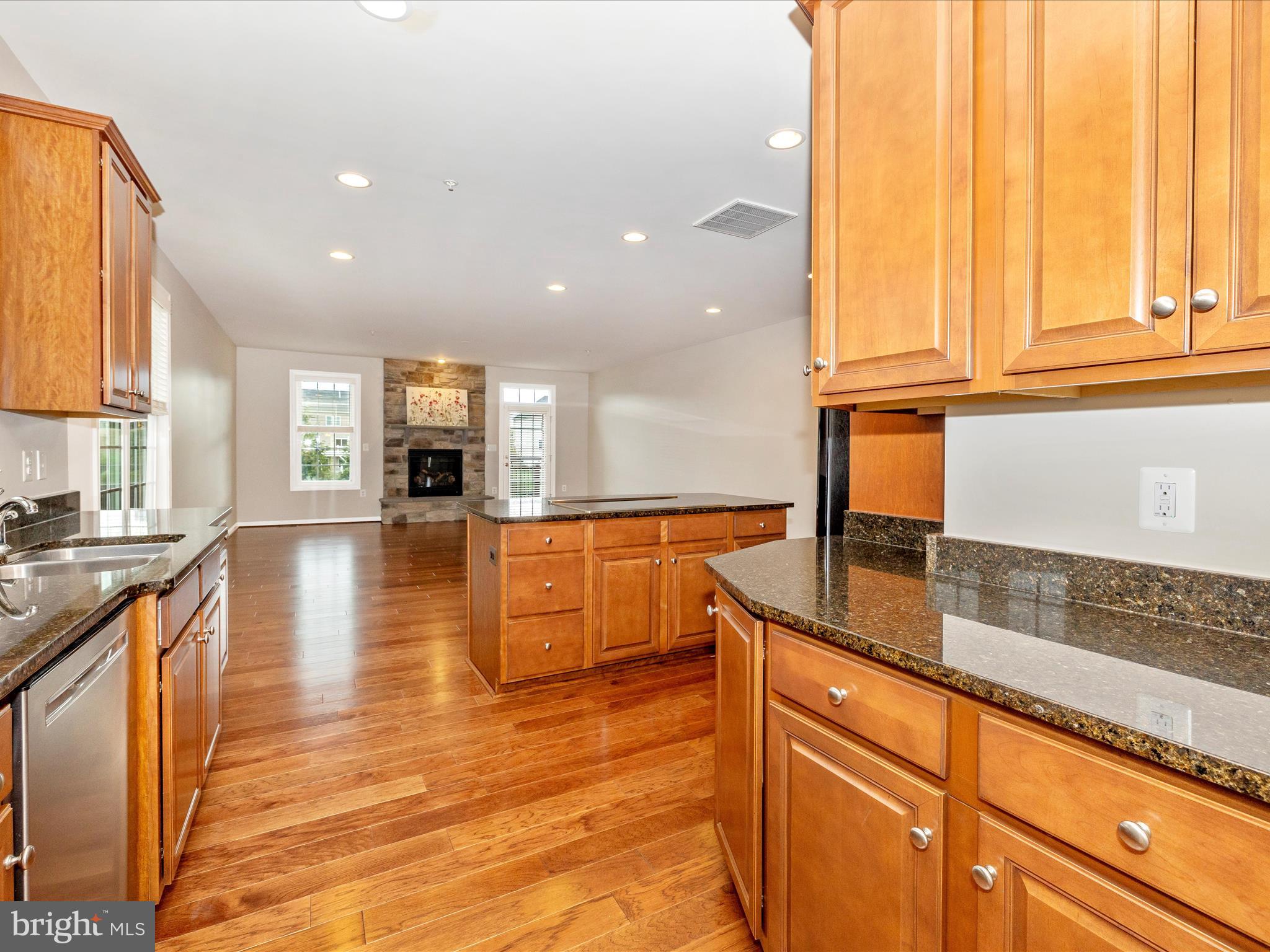 20209 Bupp Road Poolesville, MD 20837 - Photo 16 of 78 Kitchen with Pantry and Extra Storage