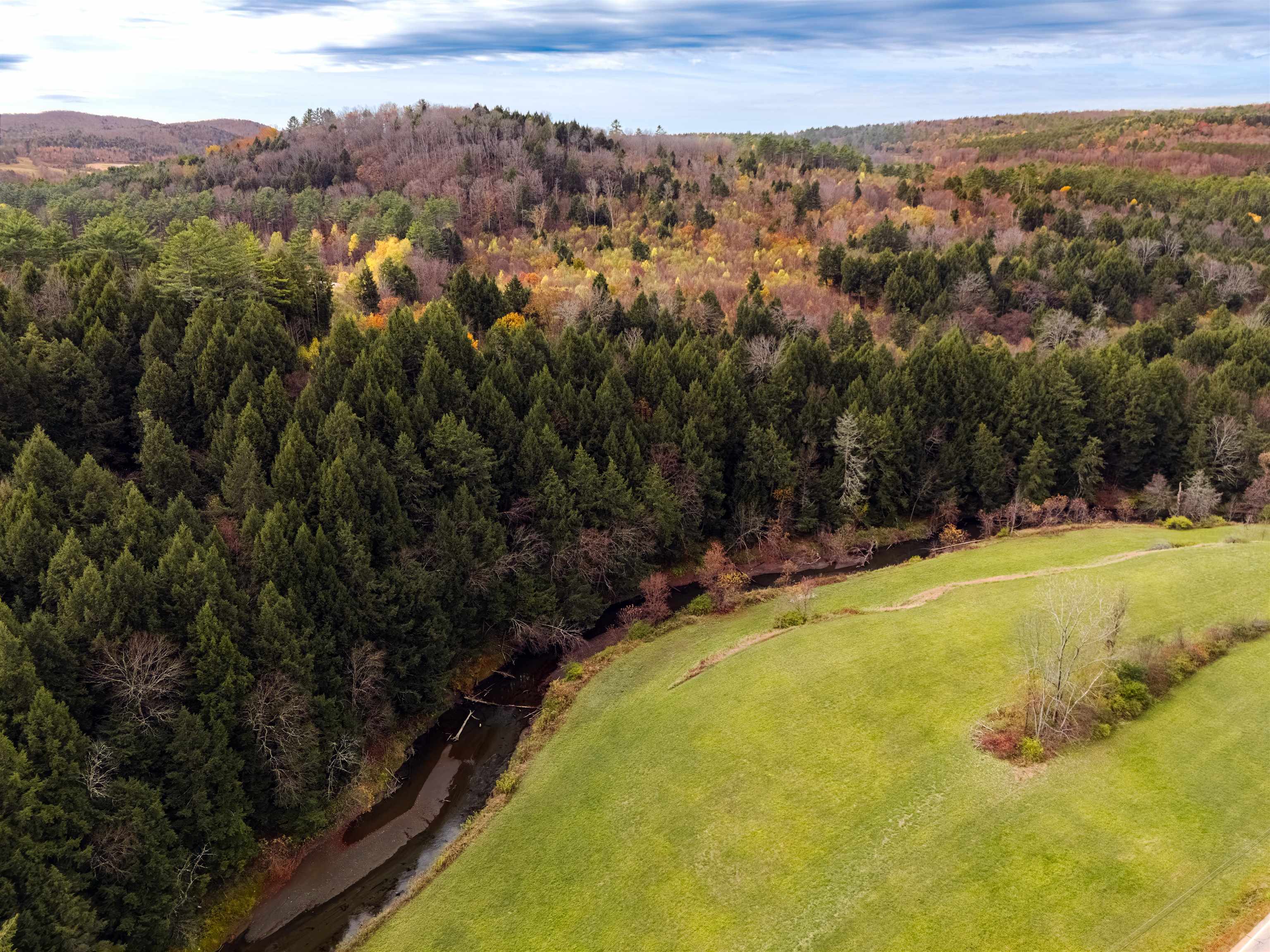 911 Waterman Road Royalton, VT 05068 - Photo 8 of 10