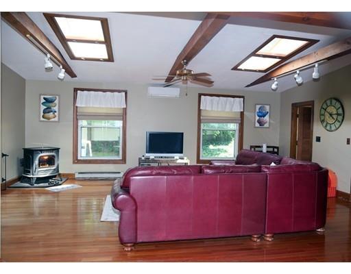 27 Pleasant Park Road Winthrop, MA 02152 - Photo 8 of 26 Gallery Image 8