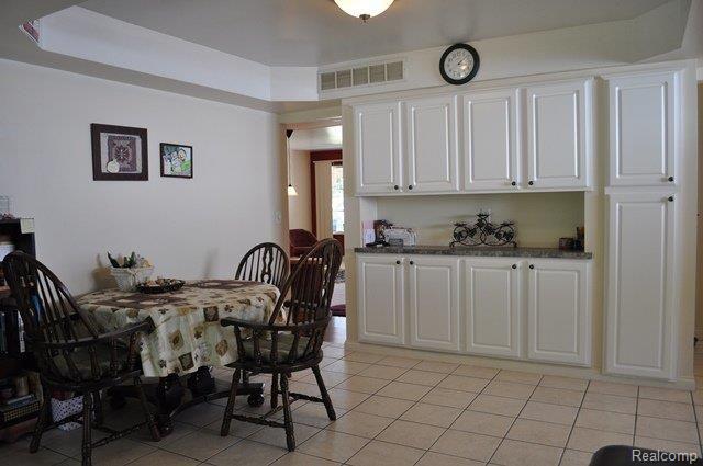 47370 Juniper Road Macomb, MI 48044 - Photo 9 of 19 DSC_1219.JPG