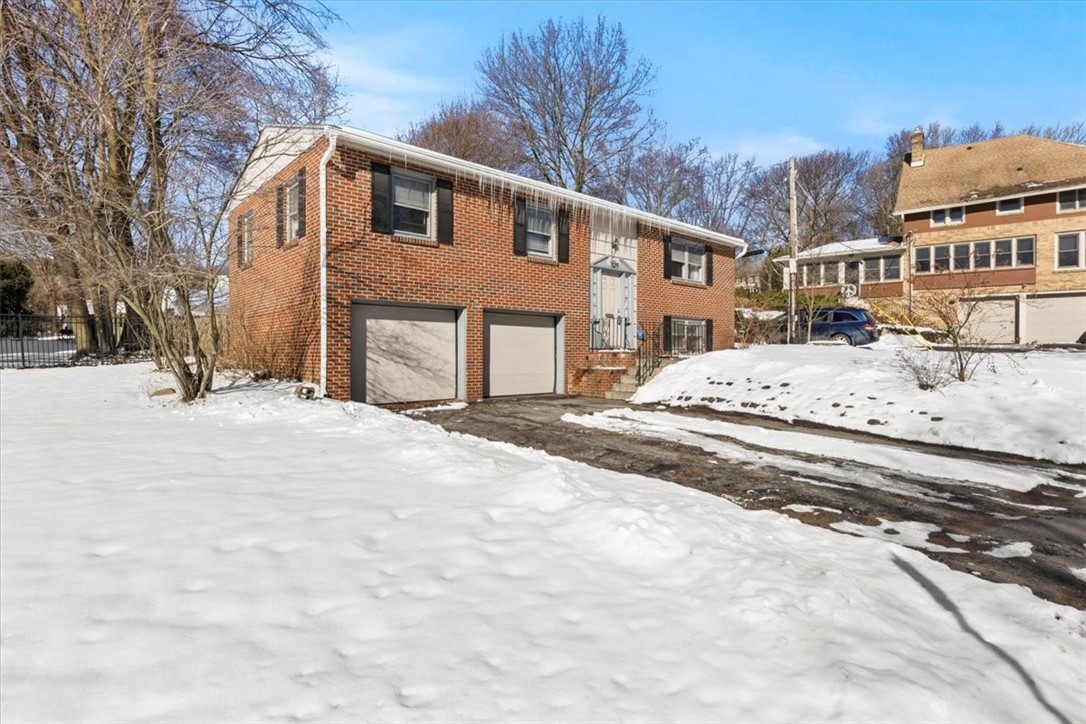 329 South Winton Road Rochester, NY 14610 - Photo 3 of 36