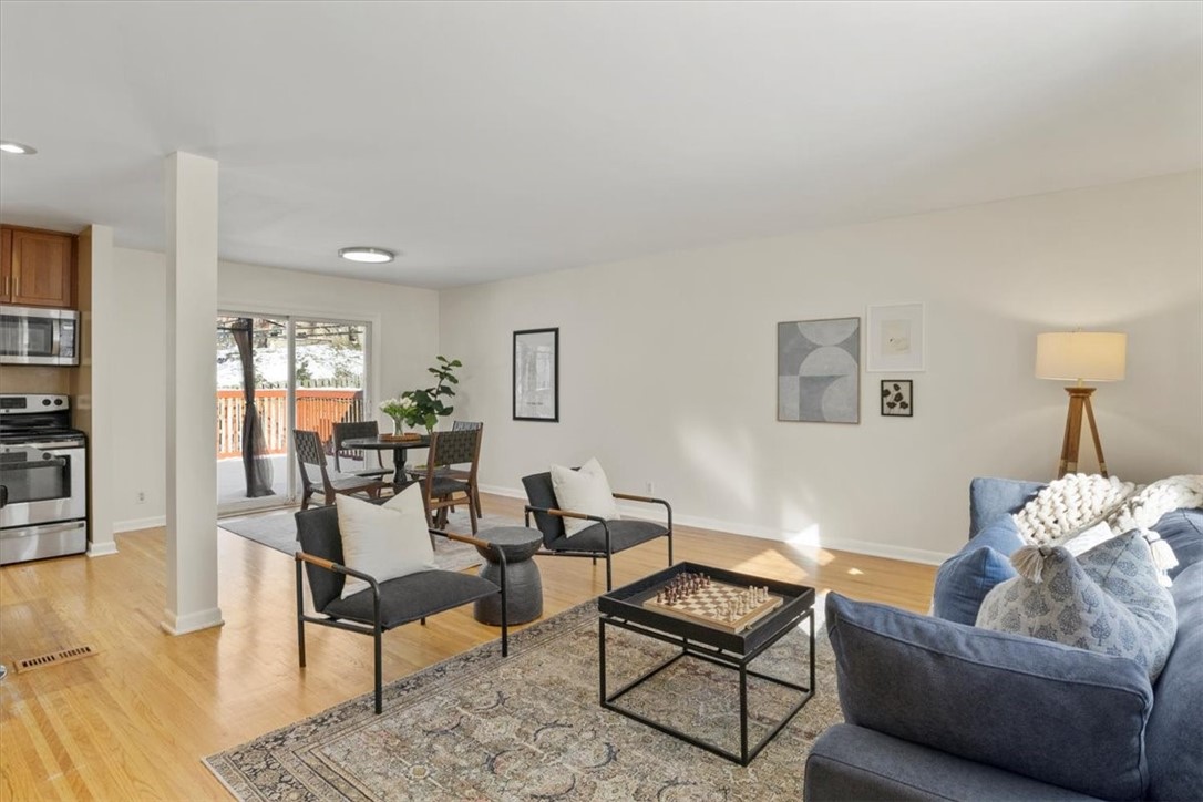 329 South Winton Road Rochester, NY 14610 - Photo 6 of 36