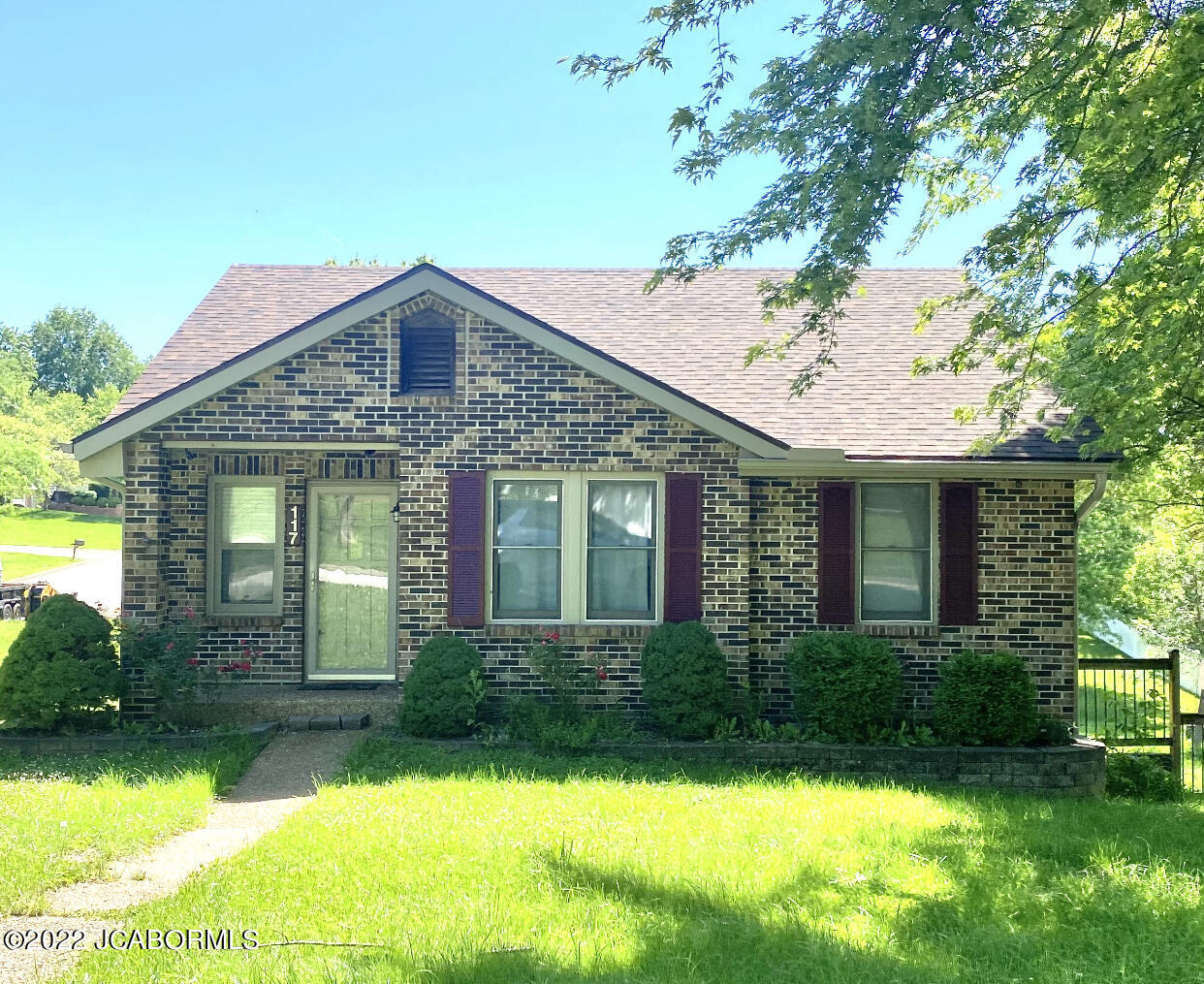 117 Queen Ridge Road Jefferson City, MO 65109 - Photo 1 of 1