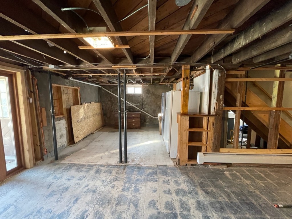 3802 Country Club Road Endwell, NY 13760 - Photo 12 of 31 Gallery Image 12