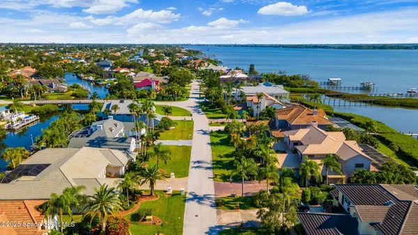 $2,155,000 | 484 Lanternback Island Drive, Satellite Beach, FL 32937