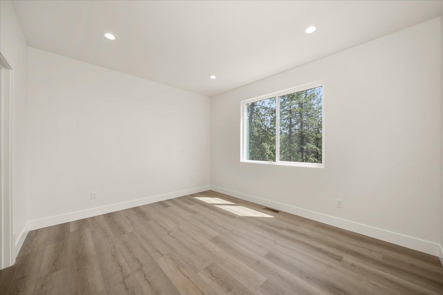 4217 West Tolliver Court Spokane, WA 99208 - Photo 17 of 39