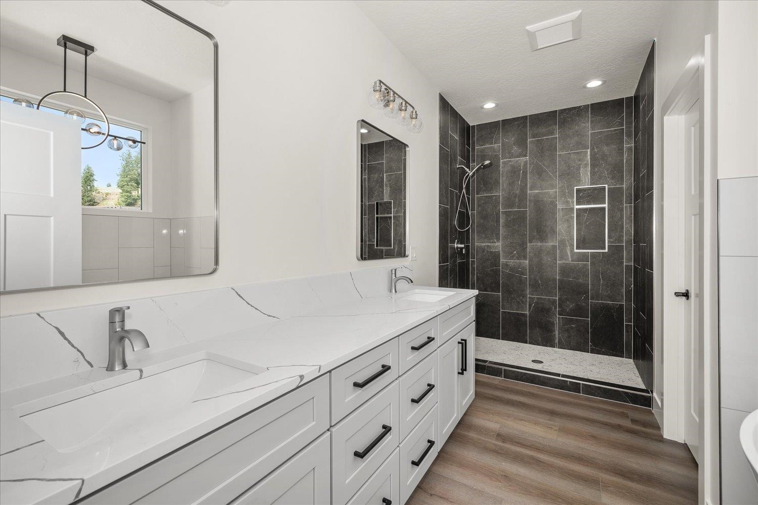 4217 West Tolliver Court Spokane, WA 99208 - Photo 18 of 39