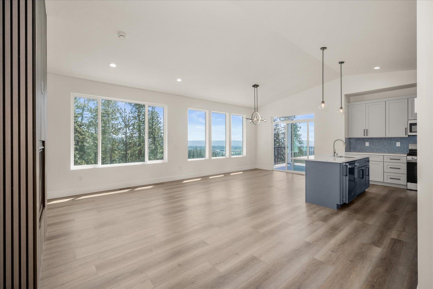 4217 West Tolliver Court Spokane, WA 99208 - Photo 6 of 39