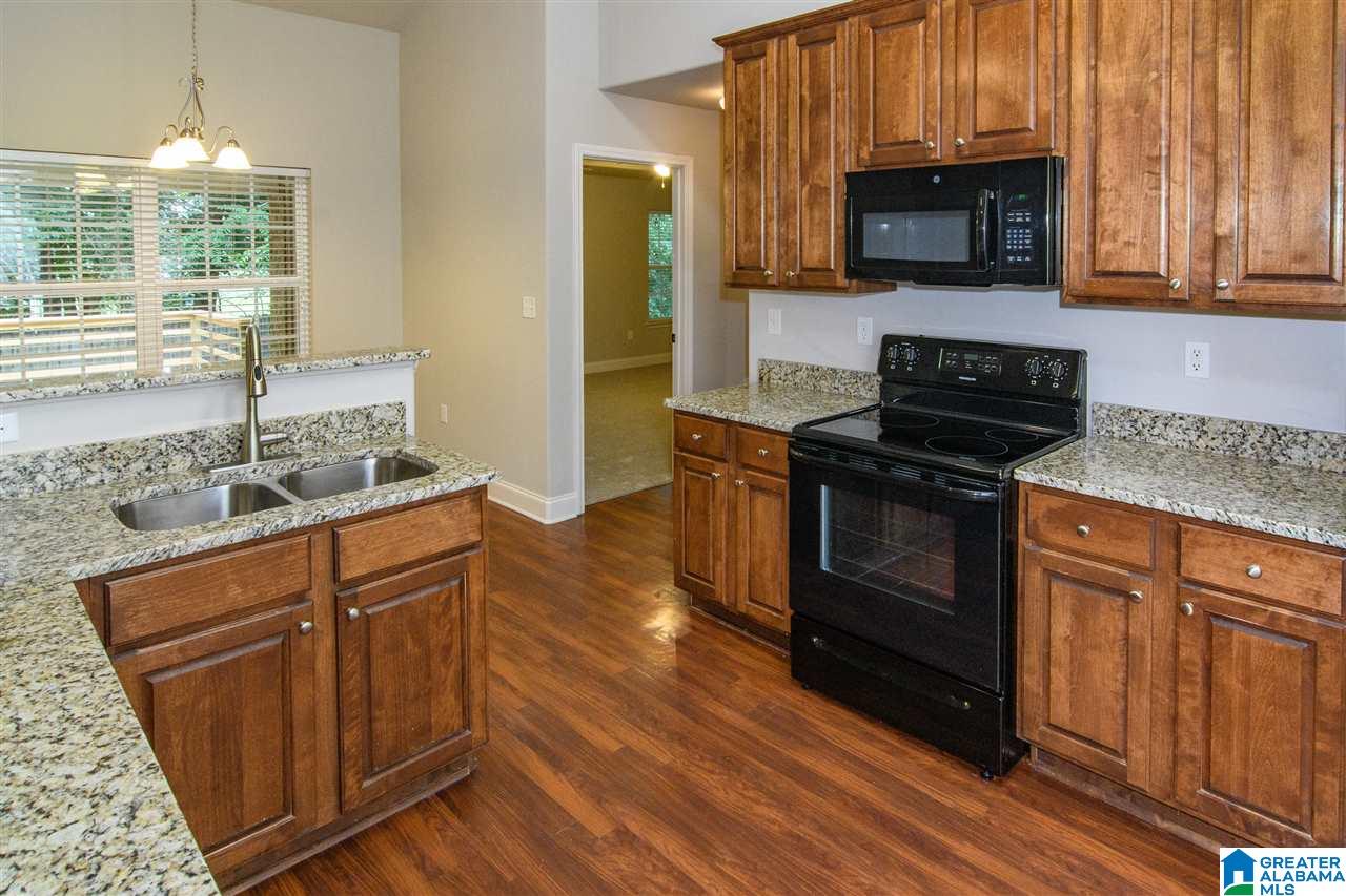 205 Cedar Meadow Parkway Alabaster, AL 35114 - Photo 13 of 36