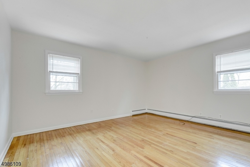 26 Rawley Place Millburn, NJ 07041 - Photo 12 of 25