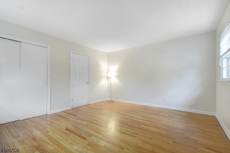 26 Rawley Place Millburn, NJ 07041 - Photo 13 of 25