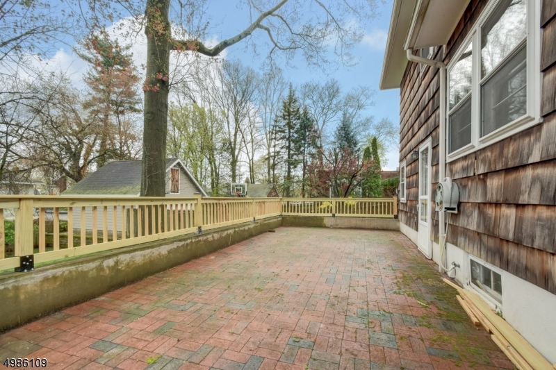 26 Rawley Place Millburn, NJ 07041 - Photo 19 of 25