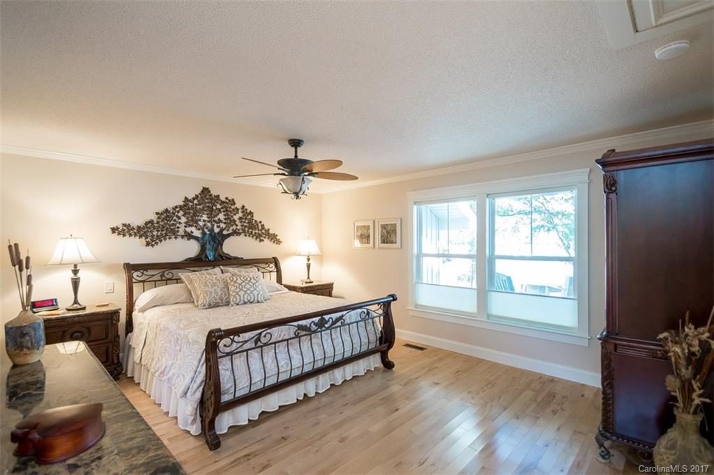 18372 Nantz Road Cornelius, NC 28031 - Photo 12 of 24 Gallery Image 12