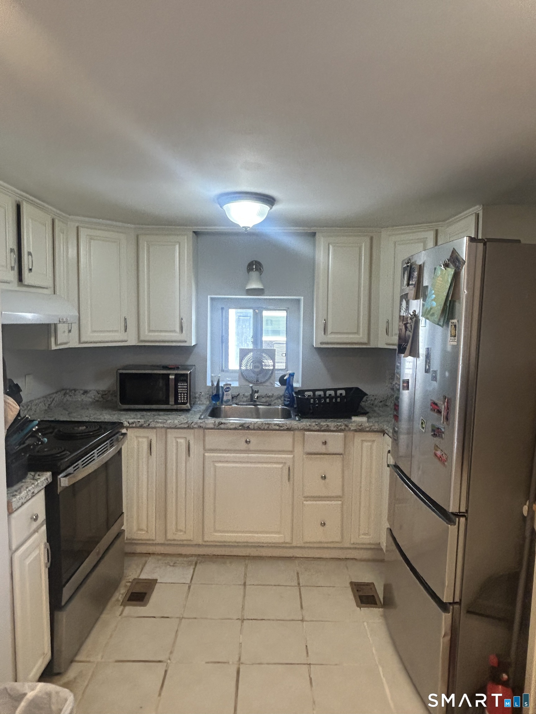 139 Lewis Street Naugatuck, CT 06770 - Photo 5 of 16