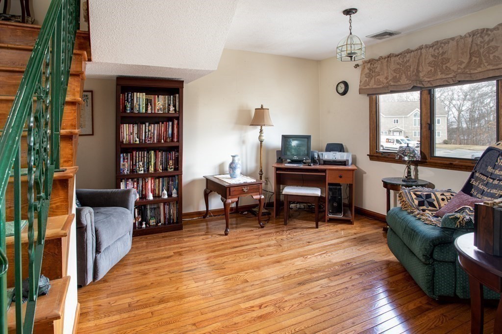 980 Wilson Road, Unit 3C Fall River, MA 02720 - Photo 4 of 25 Gallery Image 4