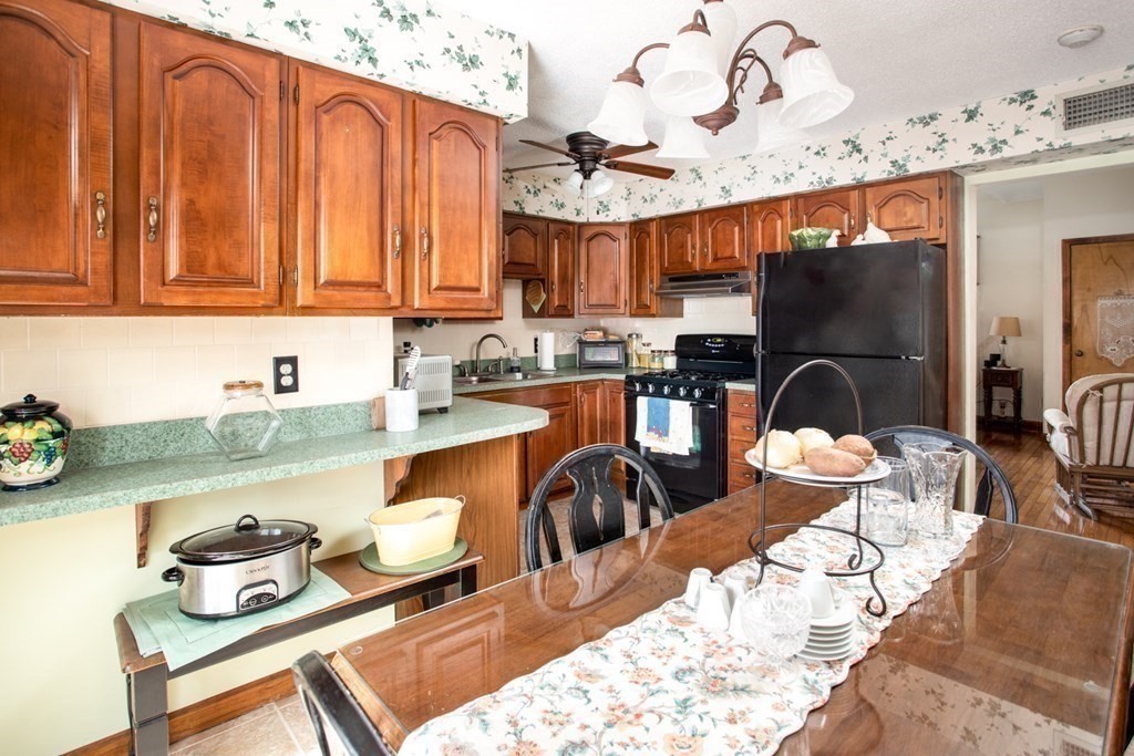 980 Wilson Road, Unit 3C Fall River, MA 02720 - Photo 8 of 25 Gallery Image 8