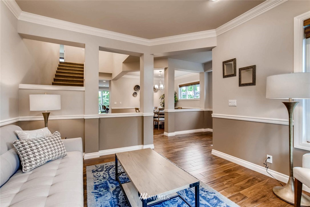 5421 Northeast 3rd Street Renton, WA 98059 - Photo 8 of 25