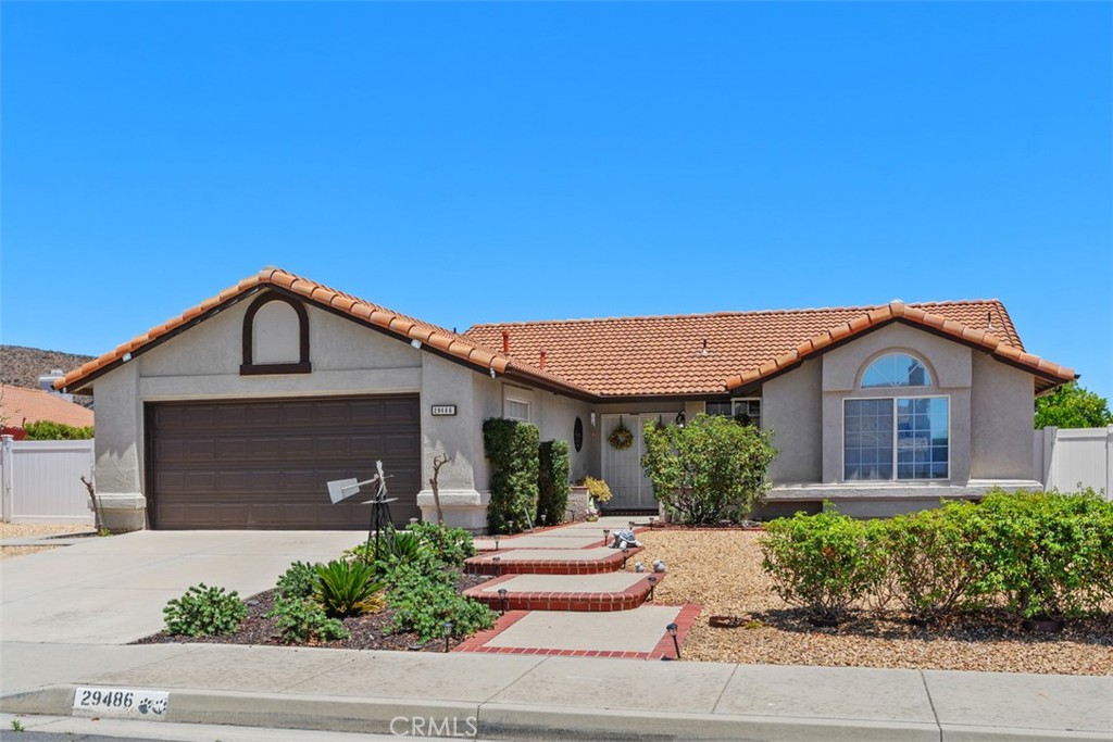 29486 Piping Rock Road Menifee, CA 92586 - Photo 2 of 42