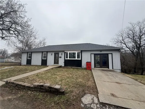 $225,000 | 124 North 23rd Street, Lexington, MO 64067