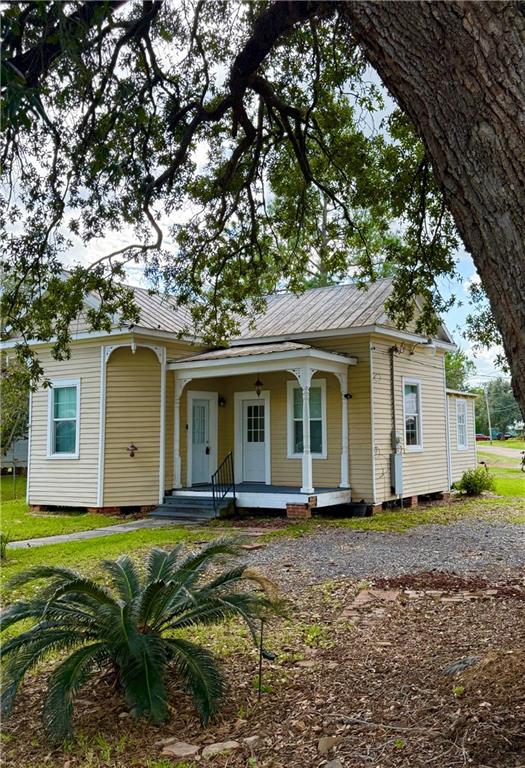 407 Main Street Baldwin, LA 70514 - Photo 2 of 17