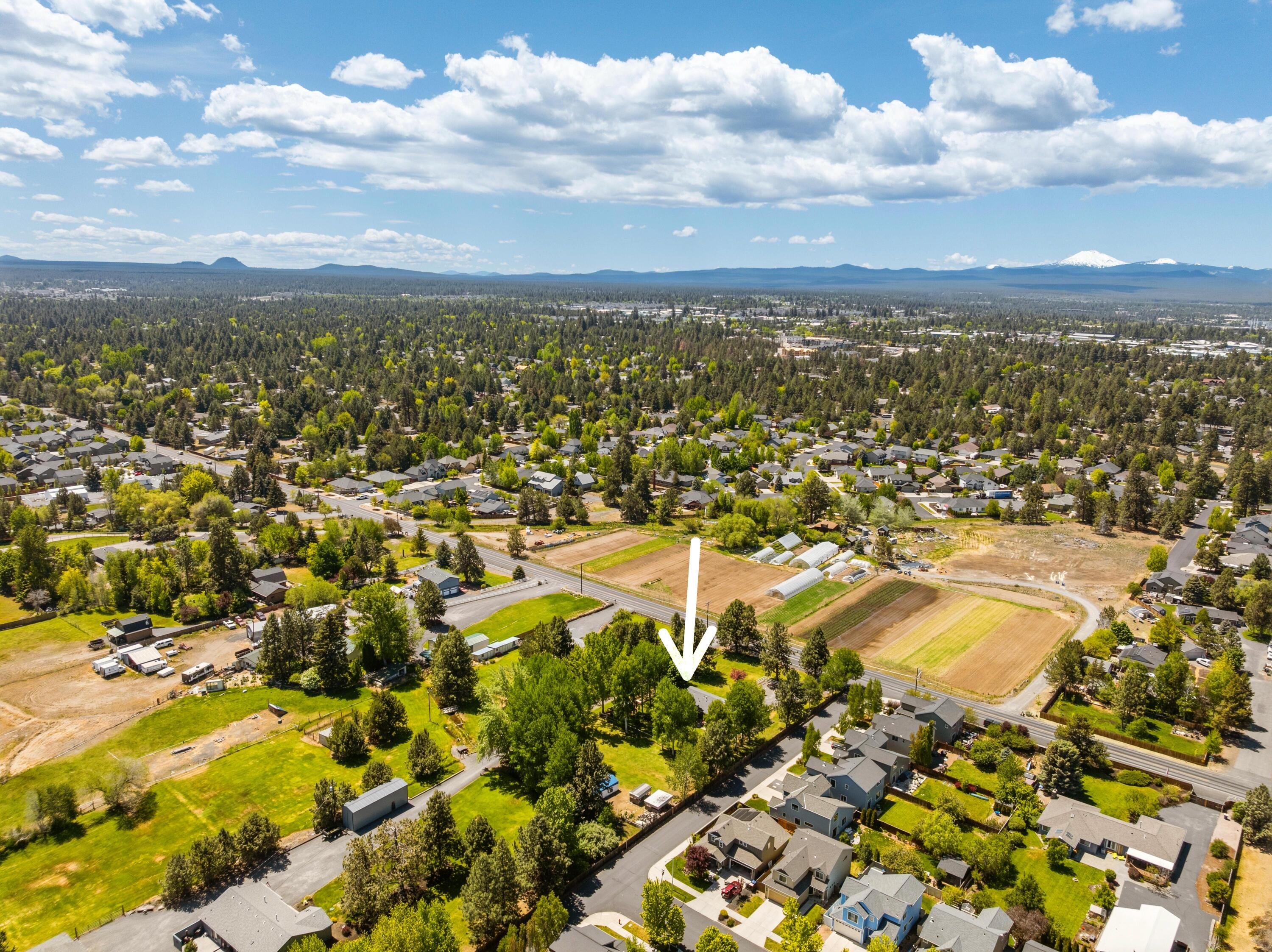 61908 Pettigrew Road Bend, OR 97702 - Photo 60 of 62 35-Aerial