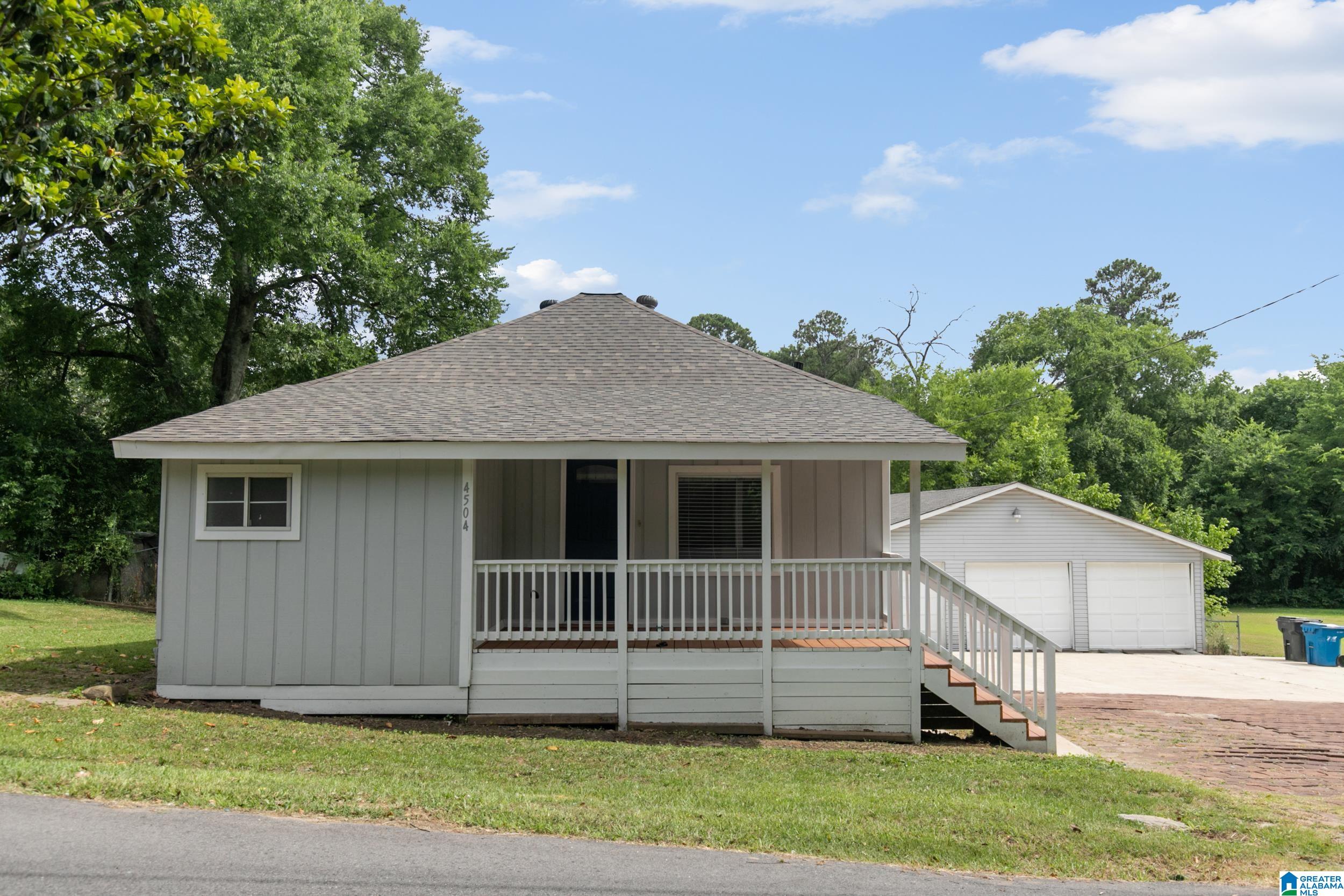 4504 Middle Street Mulga, AL 35118 - Photo 3 of 43