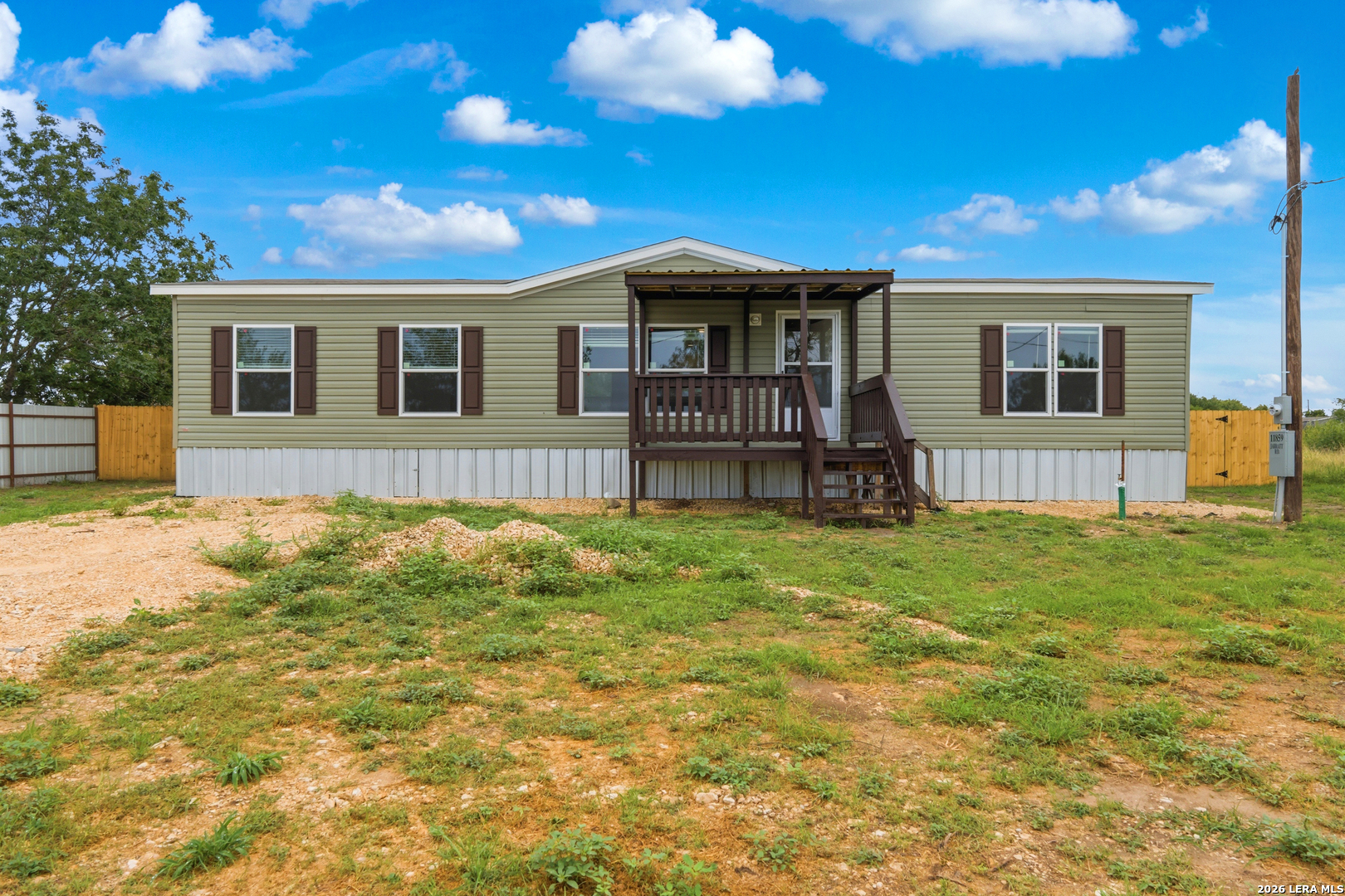 11859 Jarratt Road Atascosa, TX 78002 - Photo 3 of 22