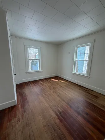 $2,200 | 78 Central Street, Brattleboro, VT 05301