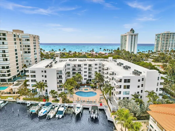 $2,600 | 1421 South Ocean Boulevard, Unit 219, Pompano Beach, FL 33062