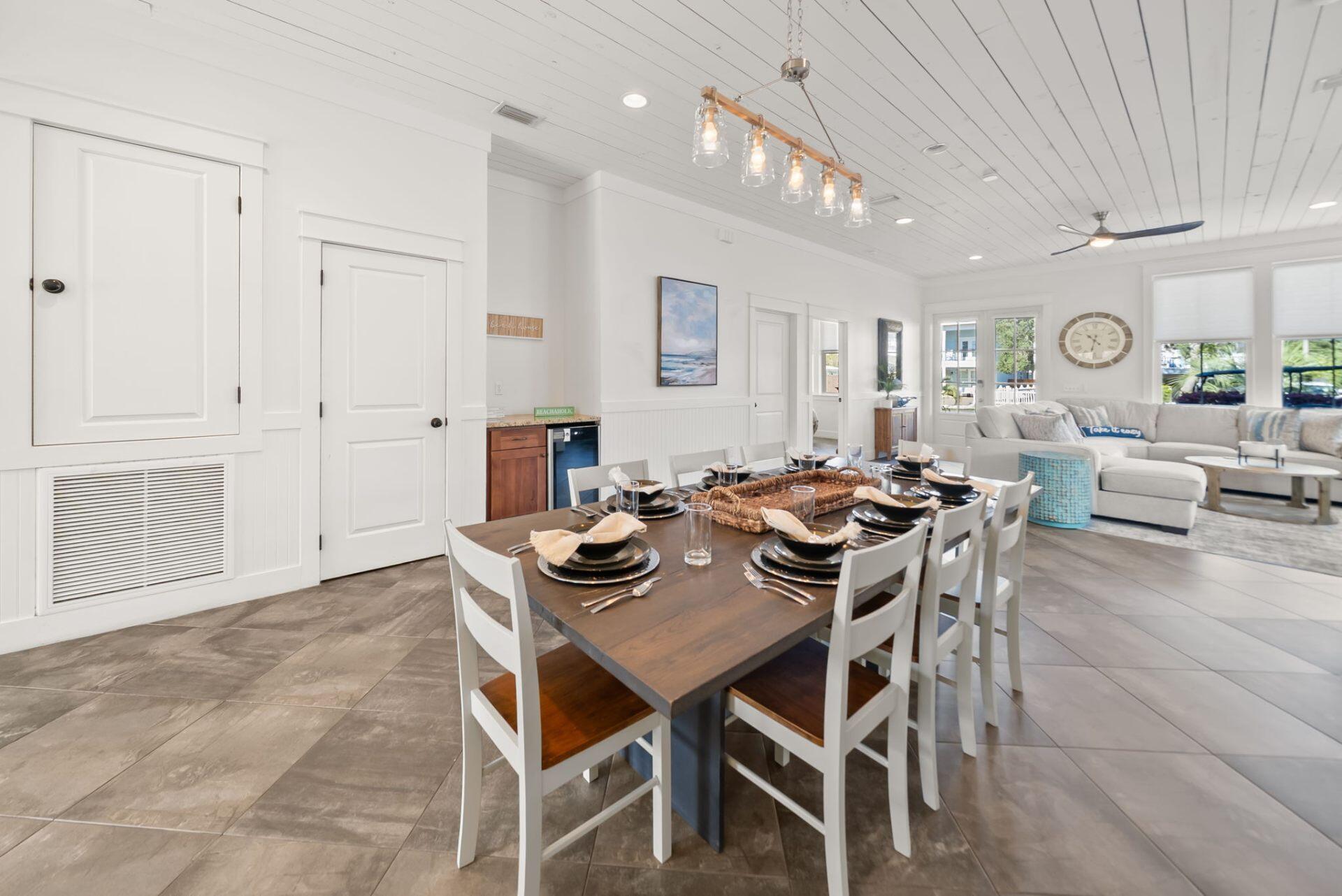 85 Cobia Street Destin, FL 32541 - Photo 29 of 59 31-dining-table-destin-fl