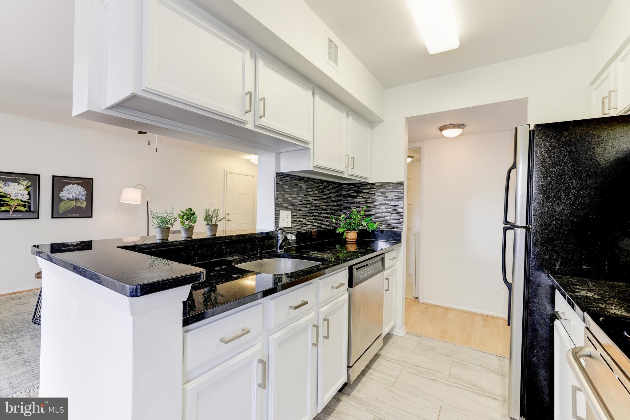 1715 Ascot Way, Unit 1715F Reston, VA 20190 - Photo 22 of 36