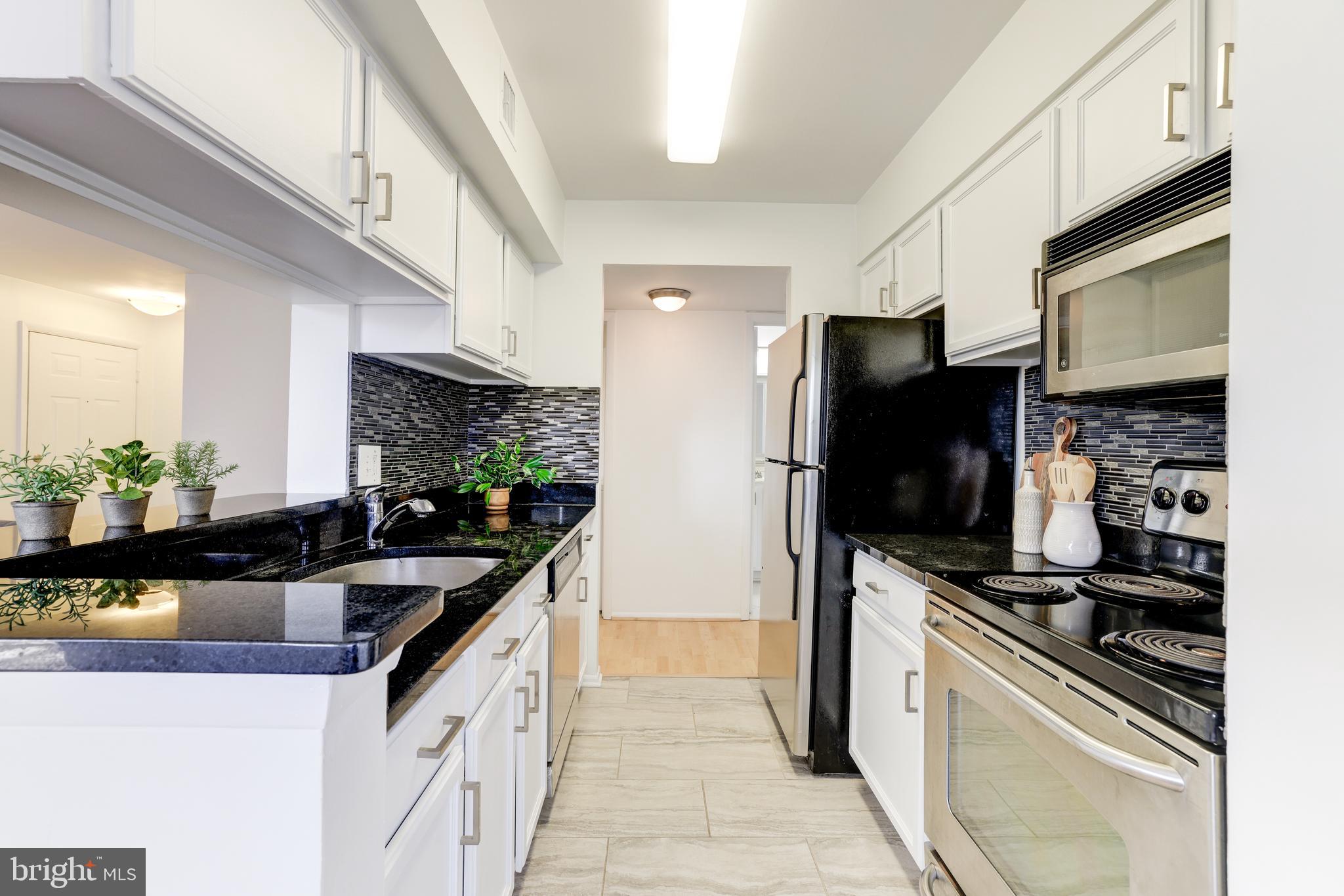 1715 Ascot Way, Unit 1715F Reston, VA 20190 - Photo 23 of 36