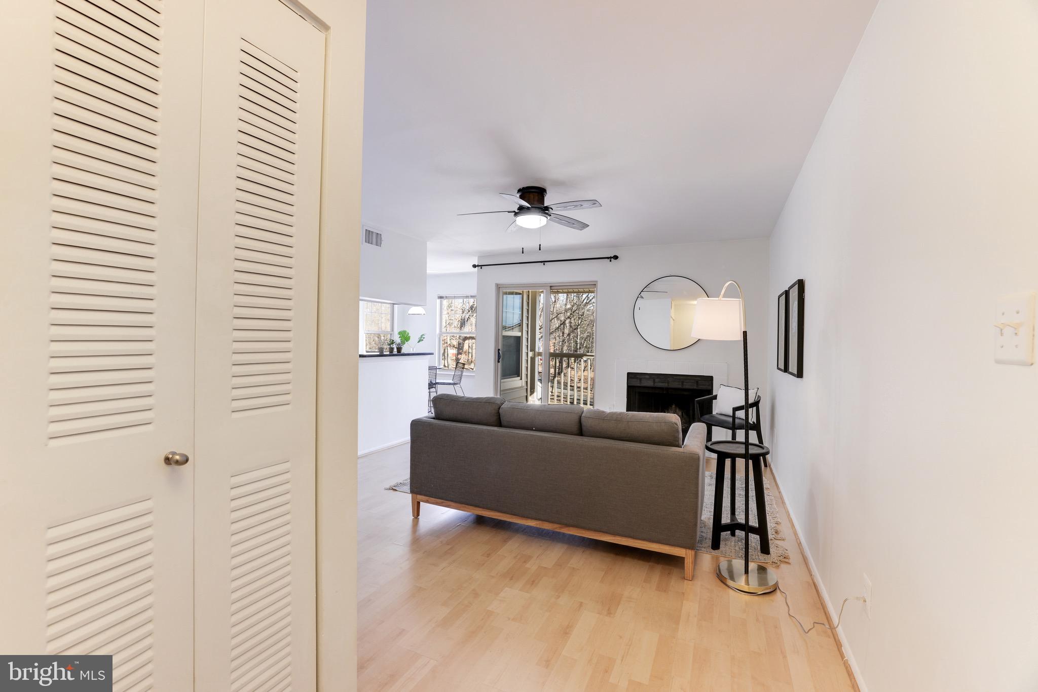 1715 Ascot Way, Unit 1715F Reston, VA 20190 - Photo 5 of 36