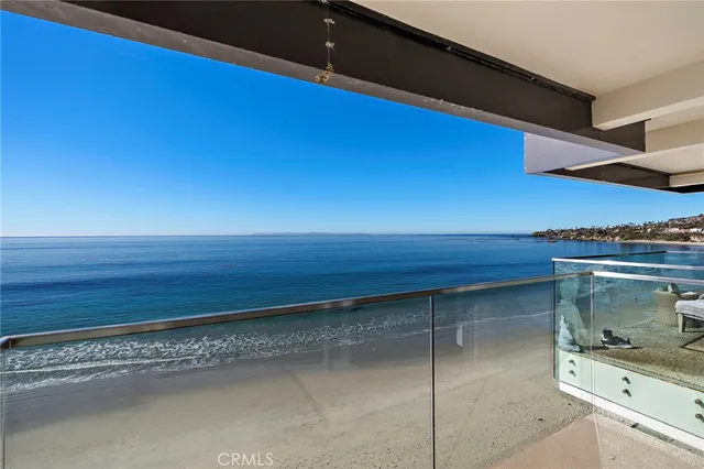 $5,400 | 609 Sleepy Hollow Lane, Unit 18, Laguna Beach, CA 92651